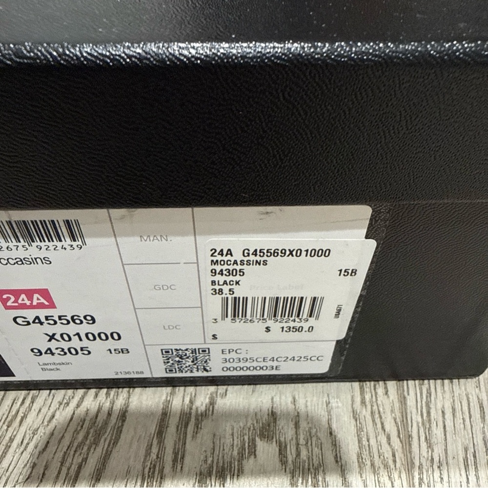 CHANEL women’s  Black Leather Slip-On Loafers - Picture 10 of 10